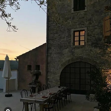 Olivi - A Natural Paradise Near Motovun 빌라